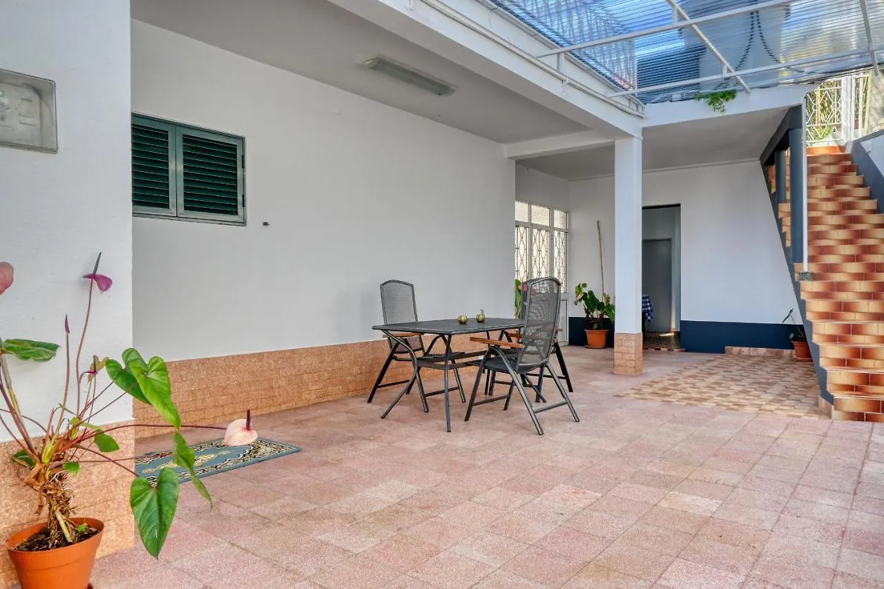 Casa Do Valentim, A Home In Madeira Ponta do Sol  Holiday home Ponta do Sol (Madeira)